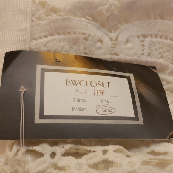 BWCLOSET EMBROIDERY  STRETCH WHITE SHIRT - Picture 7 of 8